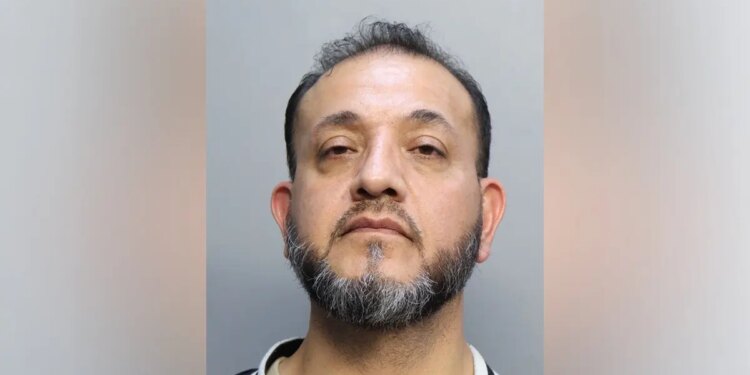Juan Gabriel Reyes facing forward in a mugshot photo