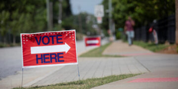 Voters participte in the Georgia Midtern Primary Elections in Atlanta, Georgia