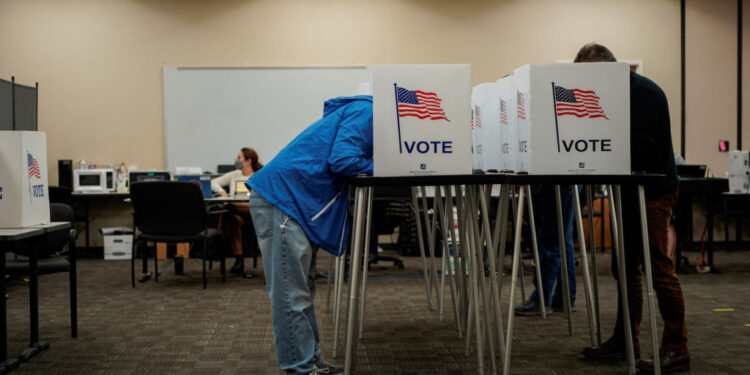 Early voting begins, in Las Cruces