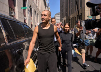 Empire State Building climbers depart Manhattan Criminal Court