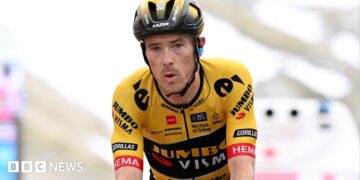 Rohan Dennis competing at the 106th Giro d'Italia in 2023.