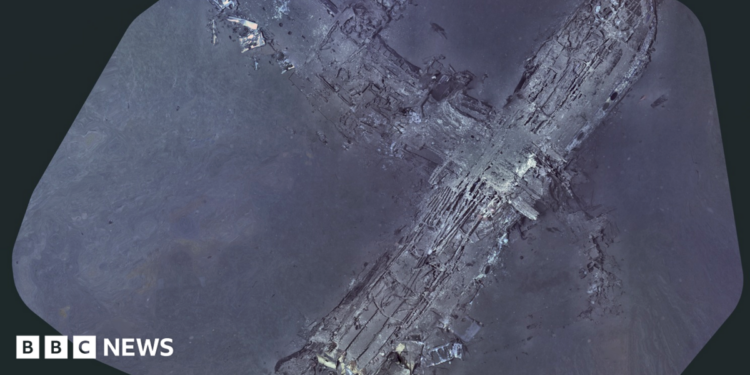 A black and white undated composite image shows the Clipper Endeavor wreck