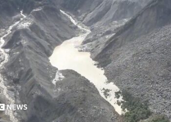 Barrier lake formed near Nepal and Tibet border