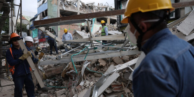 Aftermath of an earthquake, in Pereira