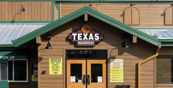 Texas Roadhouse is responding to rumors online.