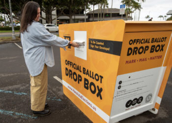 TOPSHOT-US-VOTE-POLITICS-ELECTION