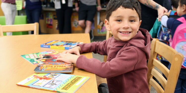 Bookfair 24[72].jpg