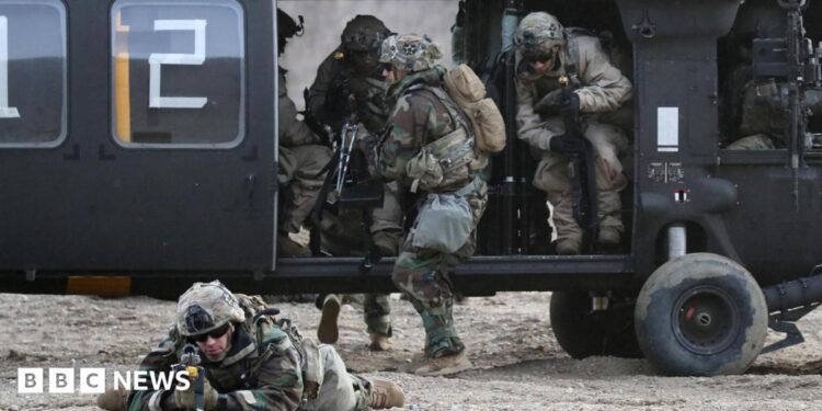 US soldiers from the 2nd Infantry Division participate in the joint Freedom Shield (FS) exercise with South Korean soldiers in Paju, South Korea, 16 March 2023.