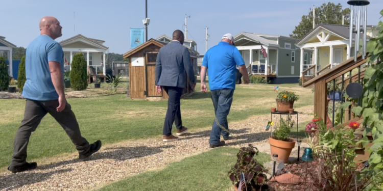 Mayor tour of Eden Village