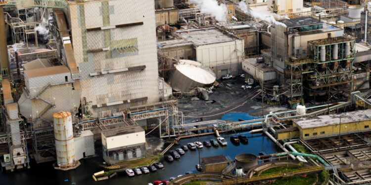 Aftermath of a chemical tank rupture at the Nippon Dynawave Packaging pulp and paper mill in Longview