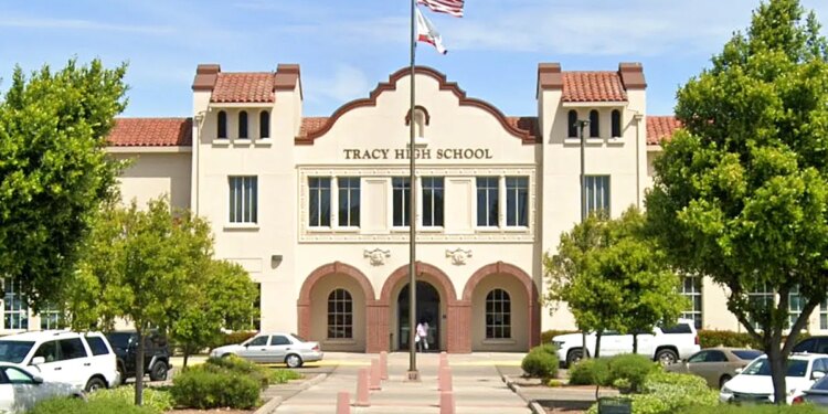 exterior of tracy high school building