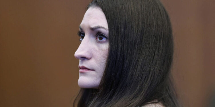 Judge declares mistrial in Lindsay Clancy trial