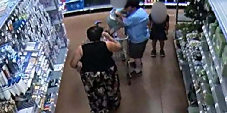 Man arrested in attempted abduction at Tulsa Walmart