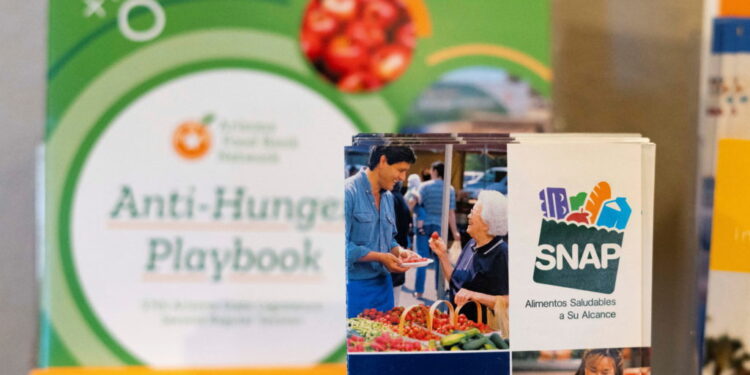 Arizona faces surge in food aid needs as SNAP recipients lose benefits