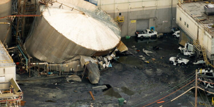 Aftermath of a chemical tank rupture at the Nippon Dynawave Packaging pulp and paper mill in Longview
