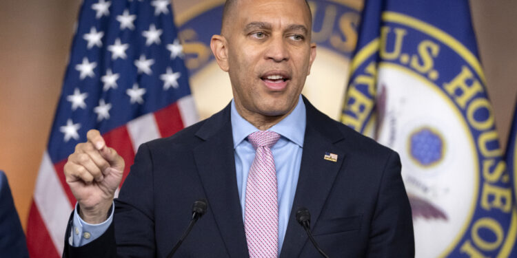 House Minority Leader Hakeem Jeffries of N.Y., speaks during a news conference to introduce the Democratic House leadership for the next session of Congress on Capitol Hill, Tuesday, Nov. 19, 2024, in Washington. (AP Photo/Mark Schiefelbein)